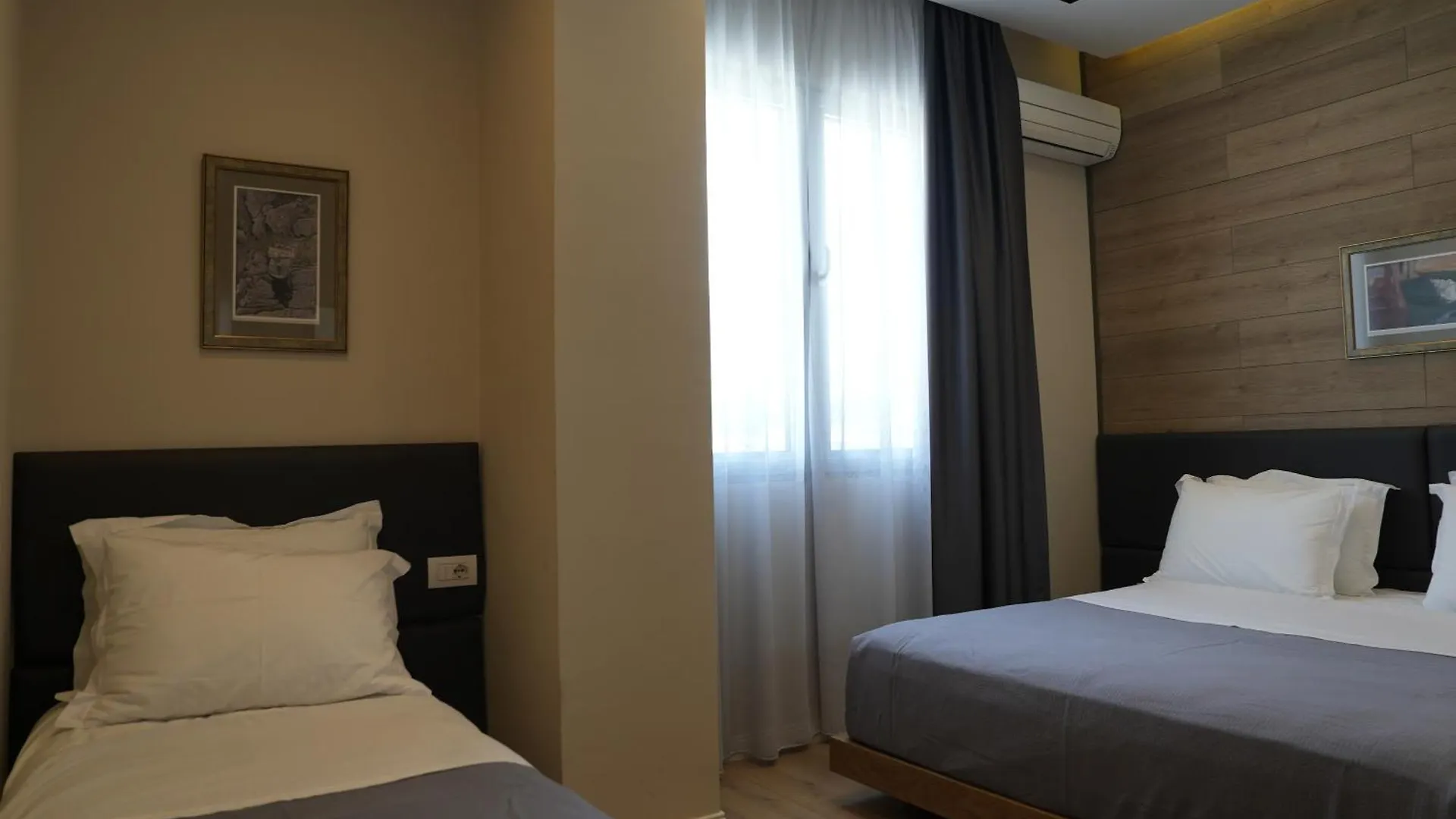 Bluepoint Hotel Tepelene
