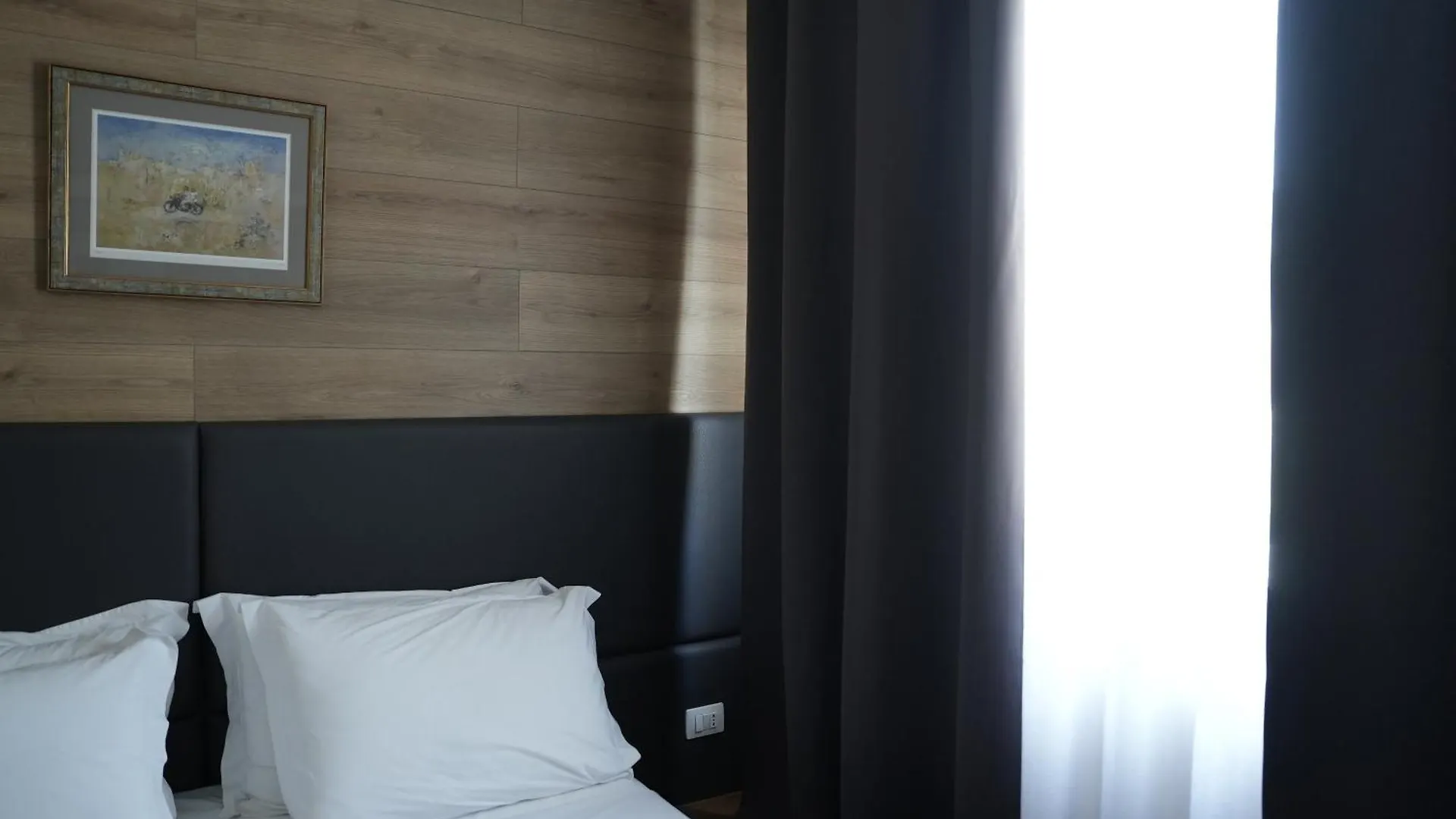 Bluepoint Hotel Tepelene Albania