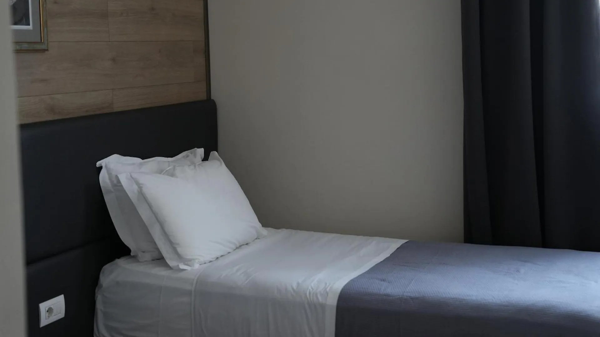 Bluepoint Hotel Tepelene Albania