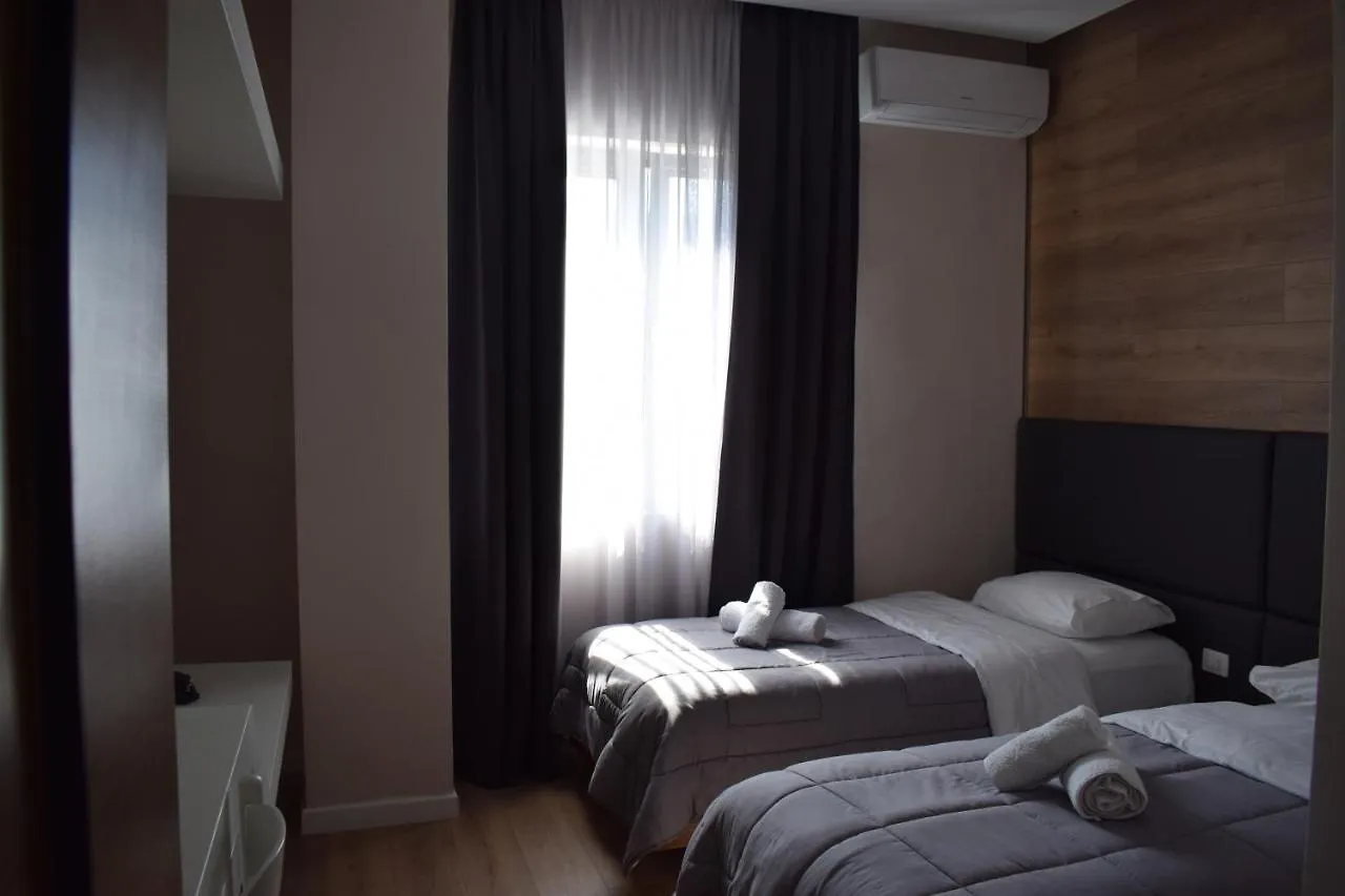 Bluepoint Hotel Tepelene 0*,