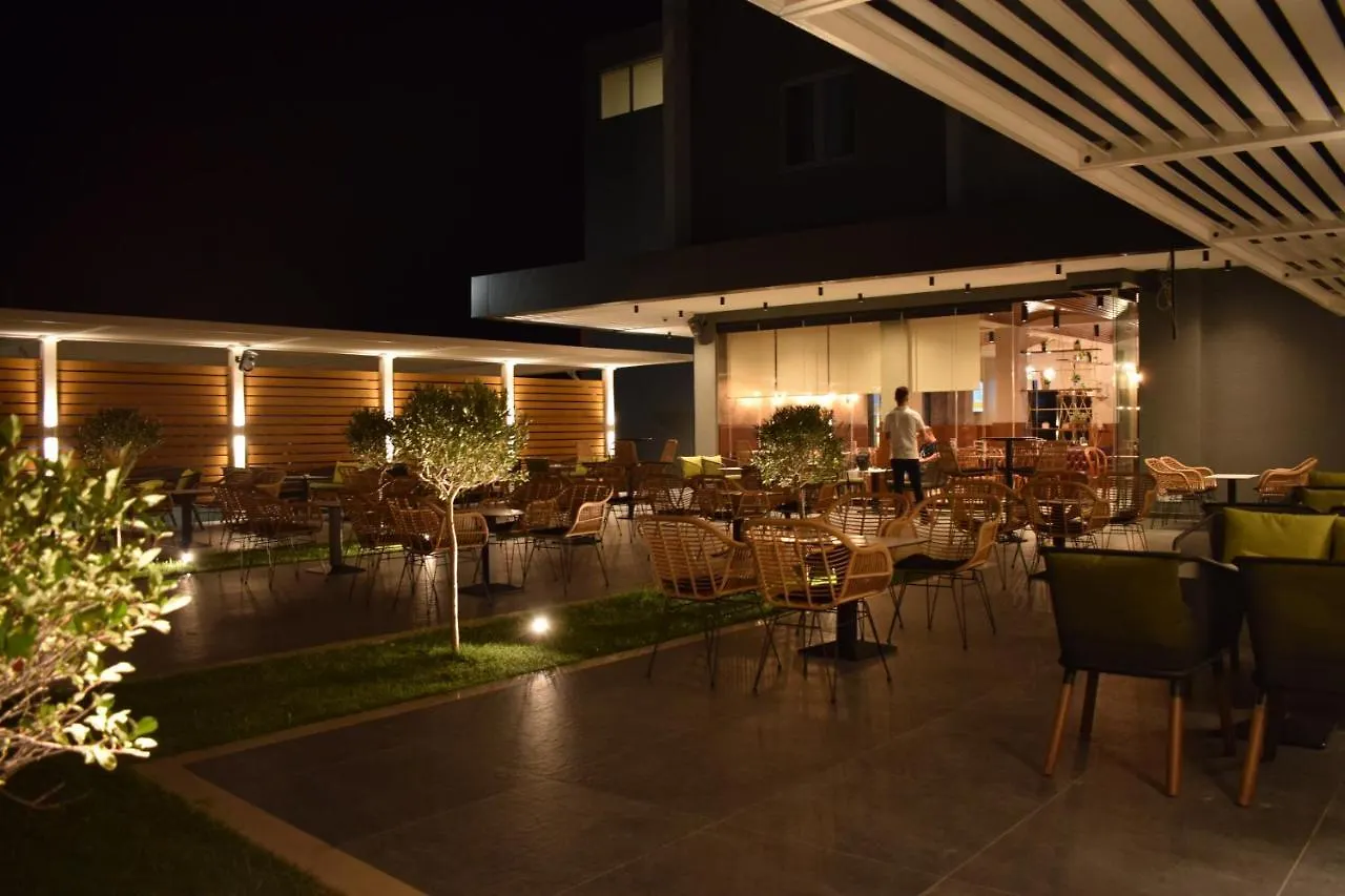 Bluepoint Hotel Tepelene Albania