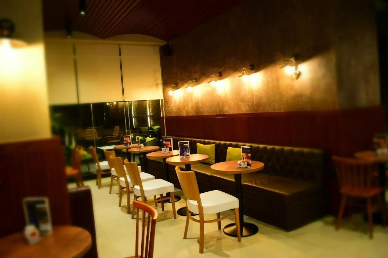 Bluepoint Hotel Tepelene