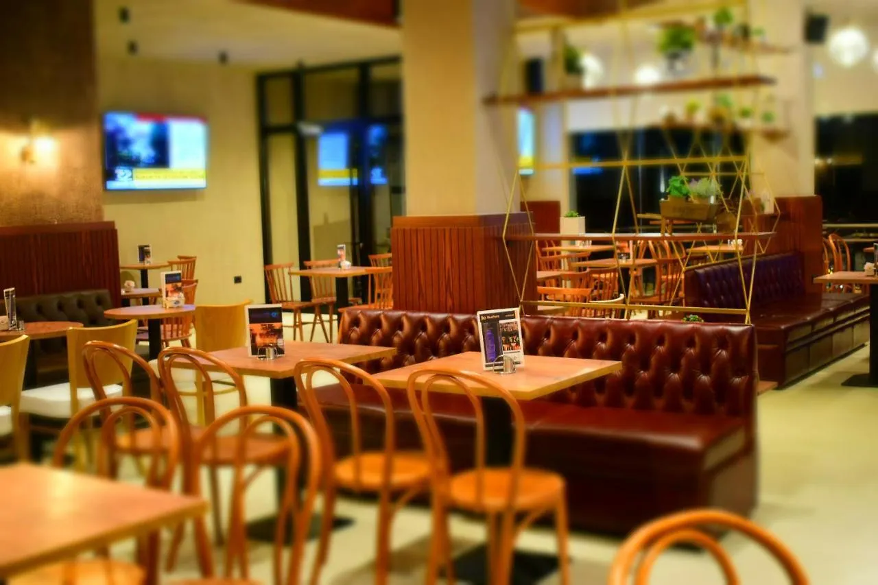 Bluepoint Hotel Tepelene